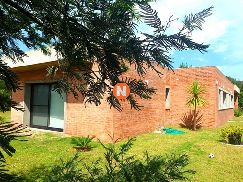 Casa En Venta Y Alquiler, La Residence, Punta Del Este, 3 Dormitorios.- Ref: 209454