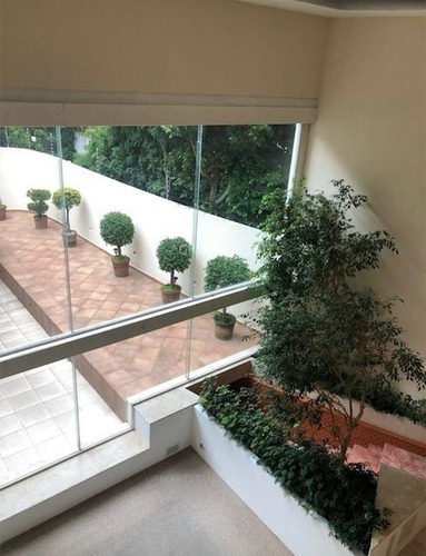 Bosques De Las Lomas De Arq. De Renombre. Casa Con Terrazas