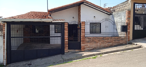 Acogedora Casa En Gallardin Yadiraz 