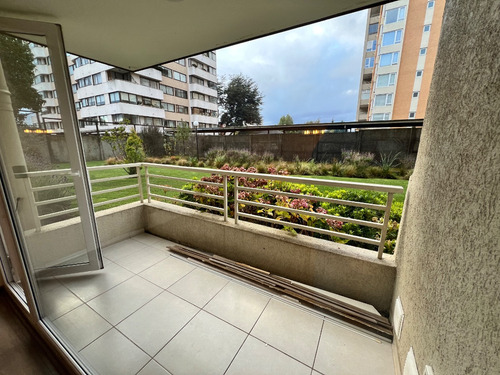 Vendo Amplio Depto En Primer Piso