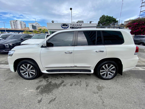 Imagen 4 de 15 de Toyota Land Cruiser Xv Americano