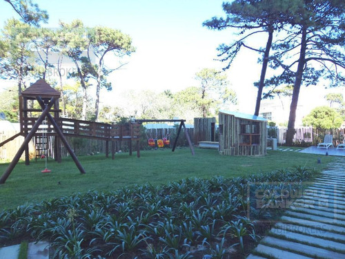 Apartamento De 1 Dormitorio En Venta En Punta Del Este