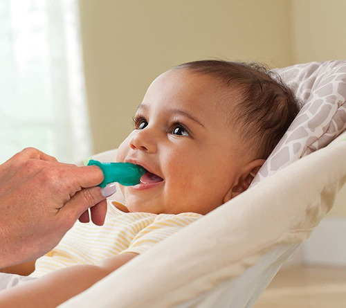 Imagen 2 de 2 de Cepillo De Dientes Dedal Para Bebes Summer Infant Ref 14414