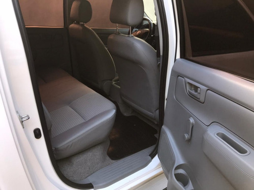 Toyota Hilux 2.5td Dx Cab Doble 4x2