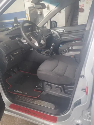 SsangYong Rodius D20DTR