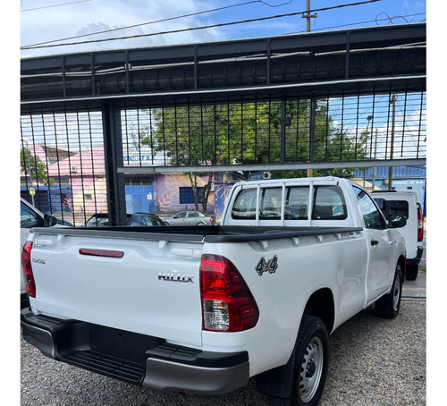 Toyota Hilux Pick-up 2.4 Cs Dx 150cv 4x4