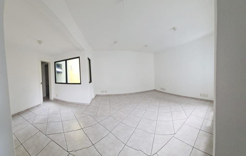 Imagem 2 de 12 de Sala Comercial De 48 M² No Centro - Florianópolis/sc - Sa0783