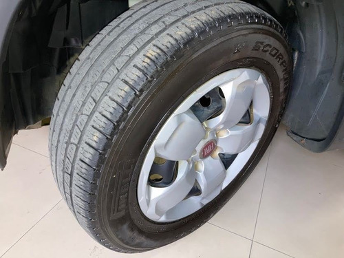 Imagem 14 de 15 de Fiat Toro 2017 1.8 16v Freedom Flex 4x2 Aut. 4p
