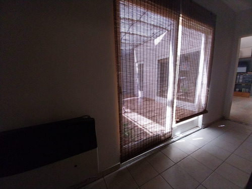 Vendo Amplia Y Cómoda Casa En Zona Sur