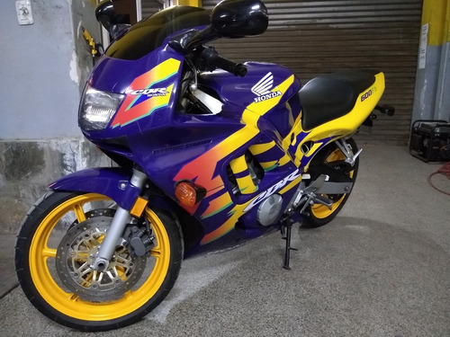 Vendo Honda Cbr 600 F3 1997. Titular. Muy Buen Estado.