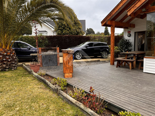 Casa En Venta De 3 Dorm. En Puchuncaví