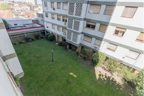 Departamento De 4 Ambientes En Venta, Temperley