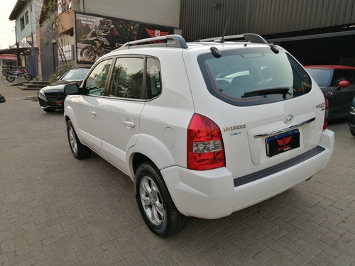 Imagem 14 de 14 de Tucson 2.0 Mpfi Gls 16v 143cv 2wd Flex 4p Automático 2015