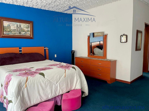 Casa En Venta En Arcos De Guadalupe Zapopan