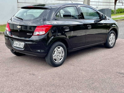 Imagem 7 de 15 de Chevrolet Onix 1.0 Lt 8v Flex 4p Manual 2013