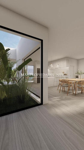 Imagen 4 de 4 de Casa 4 Ambientes En Construccion En Lote Interno Santa Rita Canning