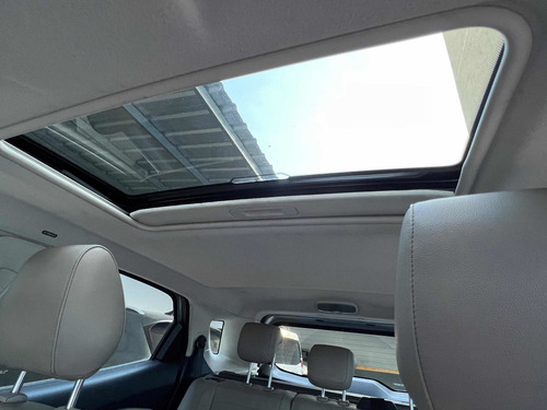 Imagen 20 de 25 de Ford Ecosport Titanium 2019 / Caja Manual / Cuero