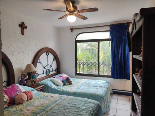 Casa En Condominio En Venta En Fraccionamiento Burgos, Temixco, Morelos.