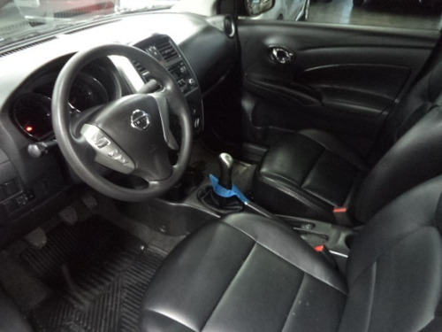 Nissan Versa Sl 1.6 16v Flex Mec Completo Couro 2016 Cinza