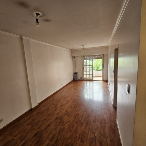 Se Alquila Departamento 3 Ambientes