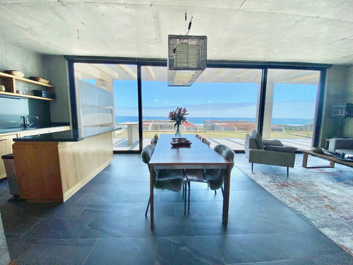 Maravillosa Casa A Pasos De La Playa En La Vega De Pupuya