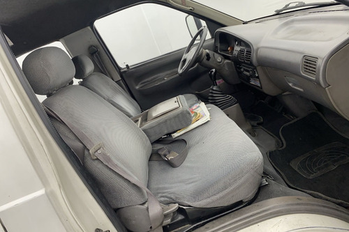 Kia Pregio 3.0 Prgg 8 L 2002