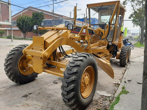Imagen 1 de 6 de Caterpillar 120 H 2008