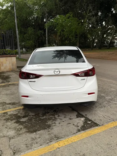 Mazda 3 2.0 Touring At