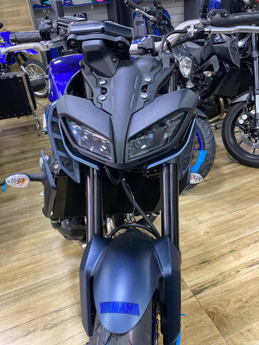 Mt 09 Abs