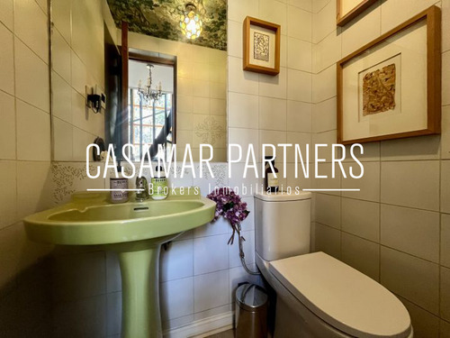 Preciosa Casa 3d + Servicios/ Luis Mattte Larraín