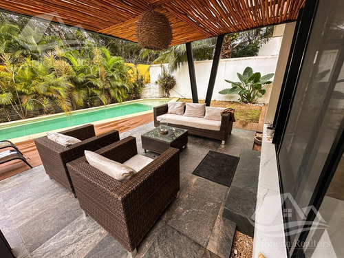 Casa En Venta En Lagos Del Sol Cancun
