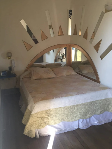 Hotel En Venta,  Santiago Centro, A Pasos De Cumming