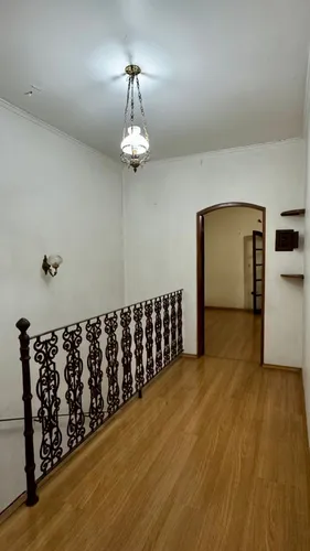 Casa No Centro De Itapevi, Próxima A Estação De Trem, Terminal De Ônibus, Escola E Hospitais