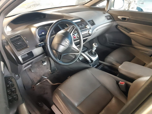 Imagem 3 de 11 de Sucata New Civic Lxs 1.8 16v Gasolina 2007 Para Venda Peças