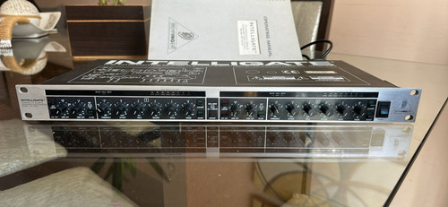 Behringer Intelligate Model Xr2000 (Usado)