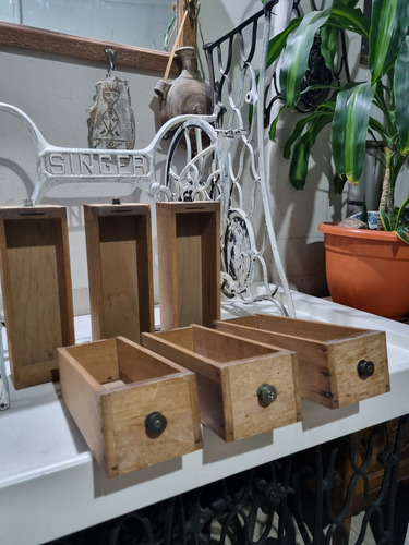 Cajones Madera Pino Brasil Antiguo Para Ordenar Herramientas (Usado)