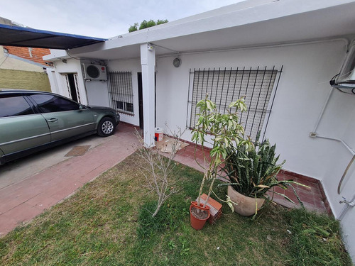 Casa En Venta, Los Polvorines. Excelente Ubicacion, Oportunidad. Retasada.