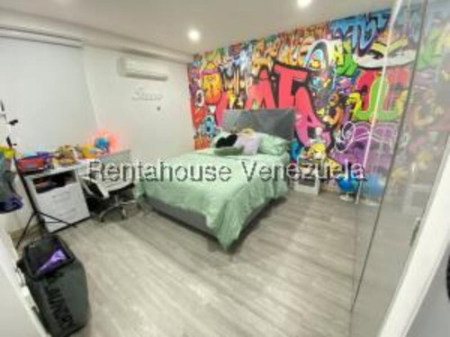 #25-24472 Hermoso Planta Baja Remodelada En Urb. Manzanares