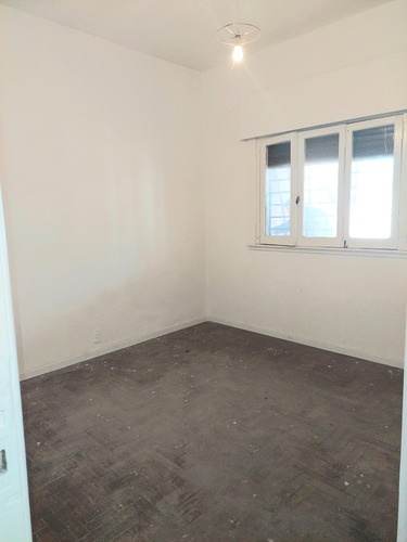 Local Comercial Mas Vivienda En Planta Alta, Boulogne, San Isidro!
