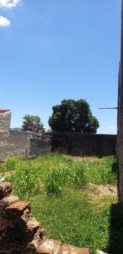Imagen 4 de 6 de Terreno 10x30 Sobre Asfalto A Minutos Del Centro!
