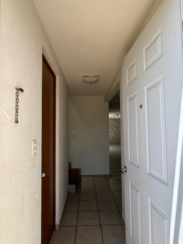 Casa En Renta Chulavista Iii, Queretaro. 3 Rec, 3 Baños, Privada Con Alberca