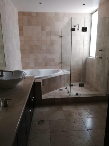 Departamento En Renta En Bosques De Las Lomas Con Terraza