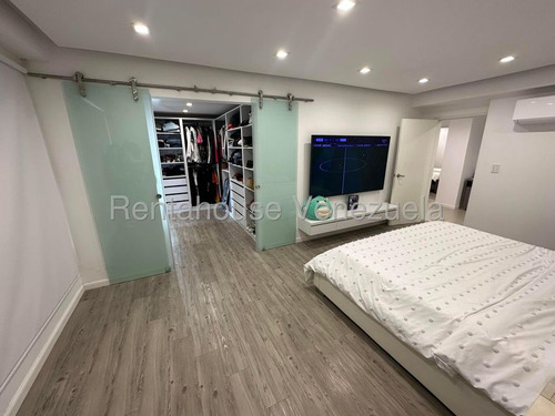 Apartamento Piso Bajo 178 M² 3h, 4b, 2p, Residencias Alto Hatillo Humbold Con Pozo De Agua En Venta En Alto Hatillo Calle El Pauji Caracas