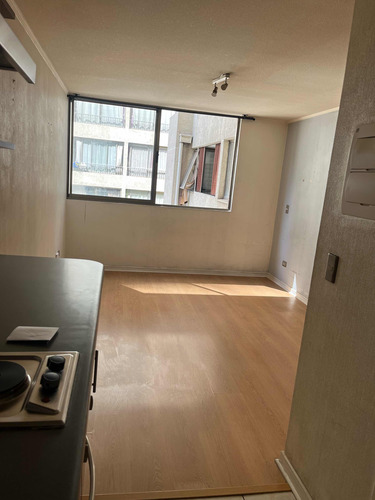 Departamento Estudio A Solo 2 Cuadras Del Metro Santa Lucía