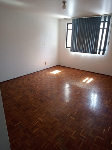 Casa En Excelente Ubicacion