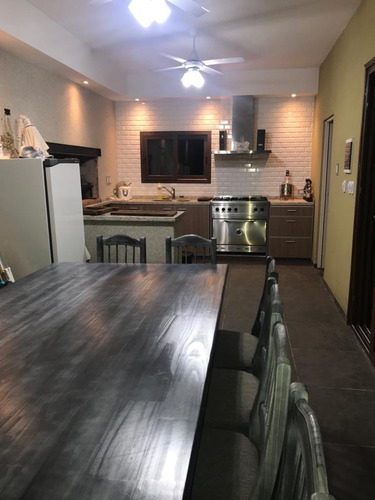 Imagen 4 de 14 de Venta De Casa En Parque Leloir Barrio Privado La Arboleda 2