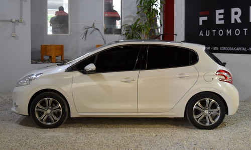 Peugeot 208 Feline 1.6 2013 Gnc Blanco