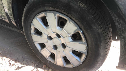Imagen 3 de 6 de Volkswagen Voyage 2012 1.6 101cv