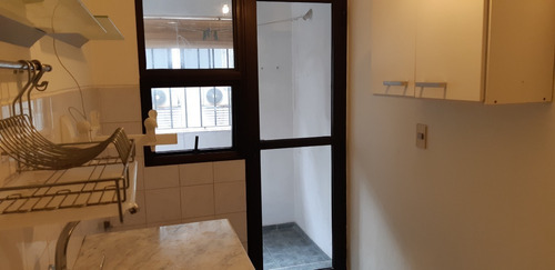 Imagen 10 de 13 de Apartamento 2 Dormitorios Ciudad Vieja Impecable Al Frente