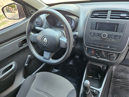 Imagen 13 de 24 de Renault Kwid 2018 1.0 Sce 66cv Life $3.800.000